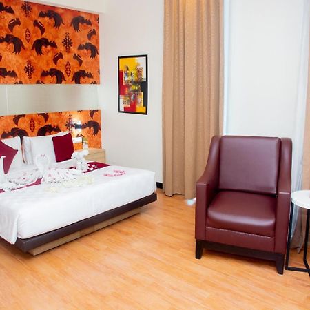 Hotel @Hom Premiere By Horison Abepura Jayapura Exterior foto